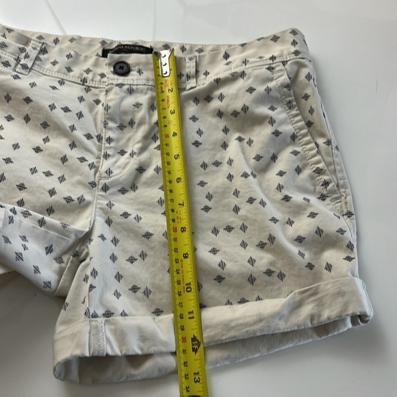 (10) Banana Republic Shorts - Picture 7 of 10